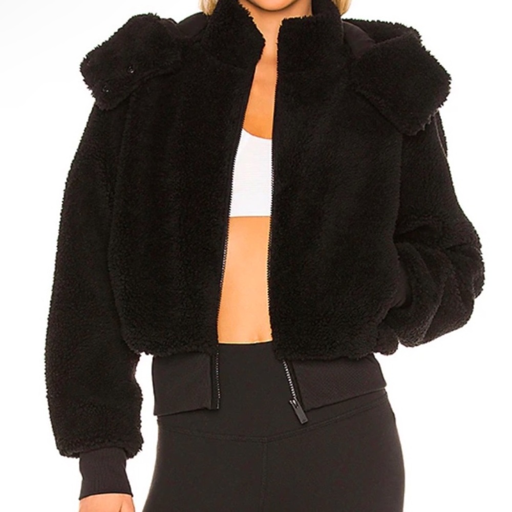 ALO YOGA Foxy Sherpa Jacket